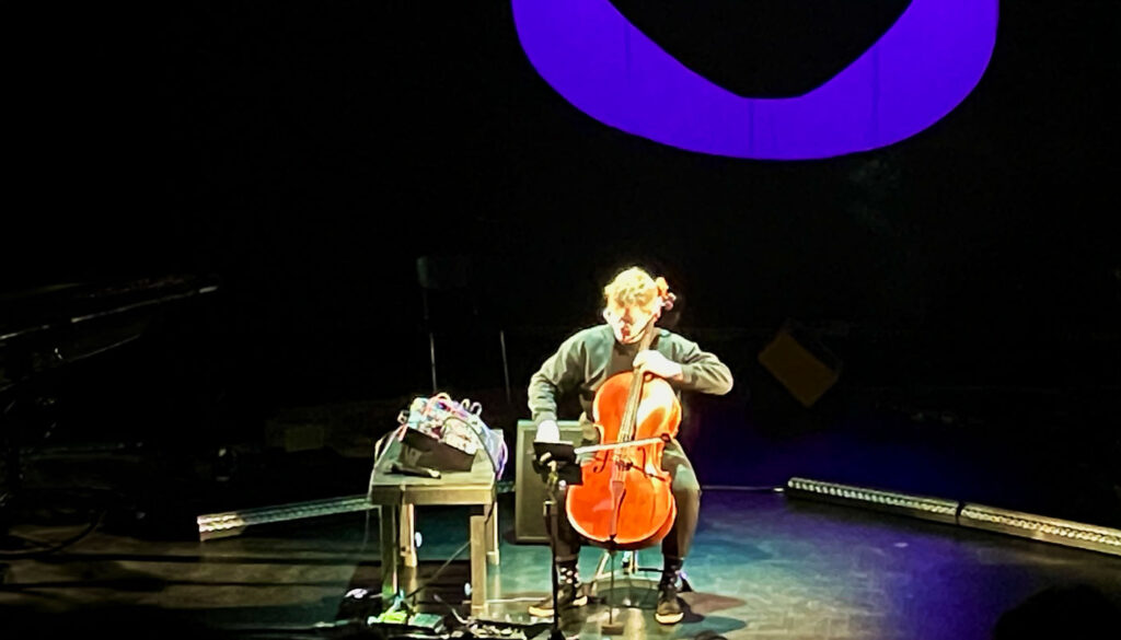 Cellist und Komponist Peter Gregson