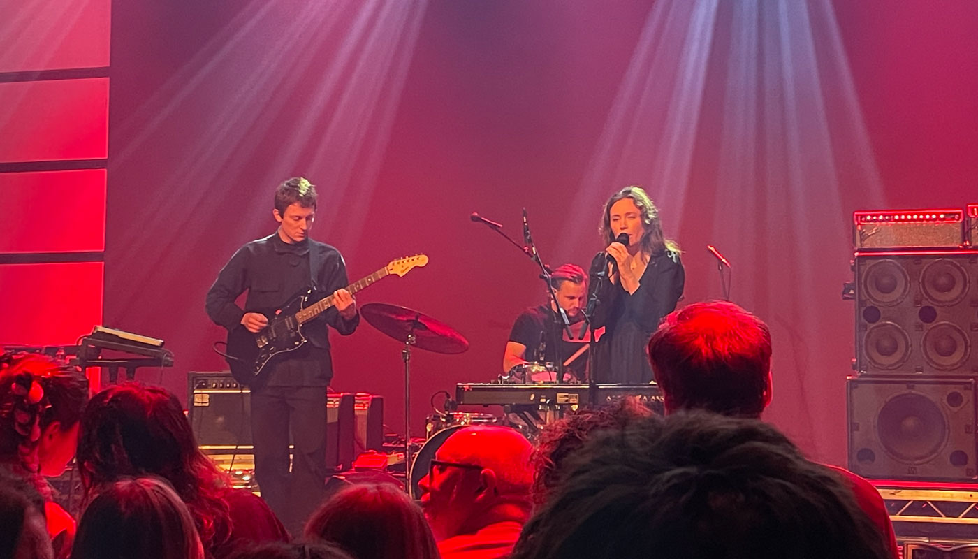 White Flotter machten den Support