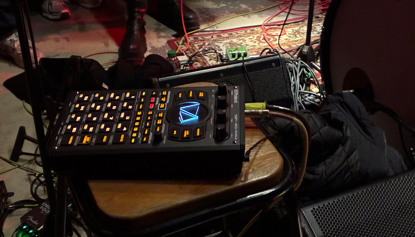 Der Beatmeter: Roland MK SP-404MKII